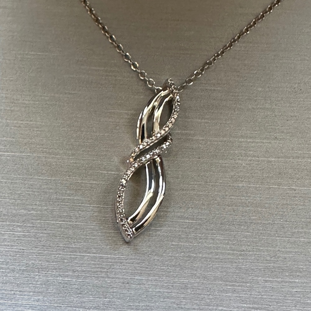 Zales Infinity Knot Diamond Necklace Sterling Silver With Original Box